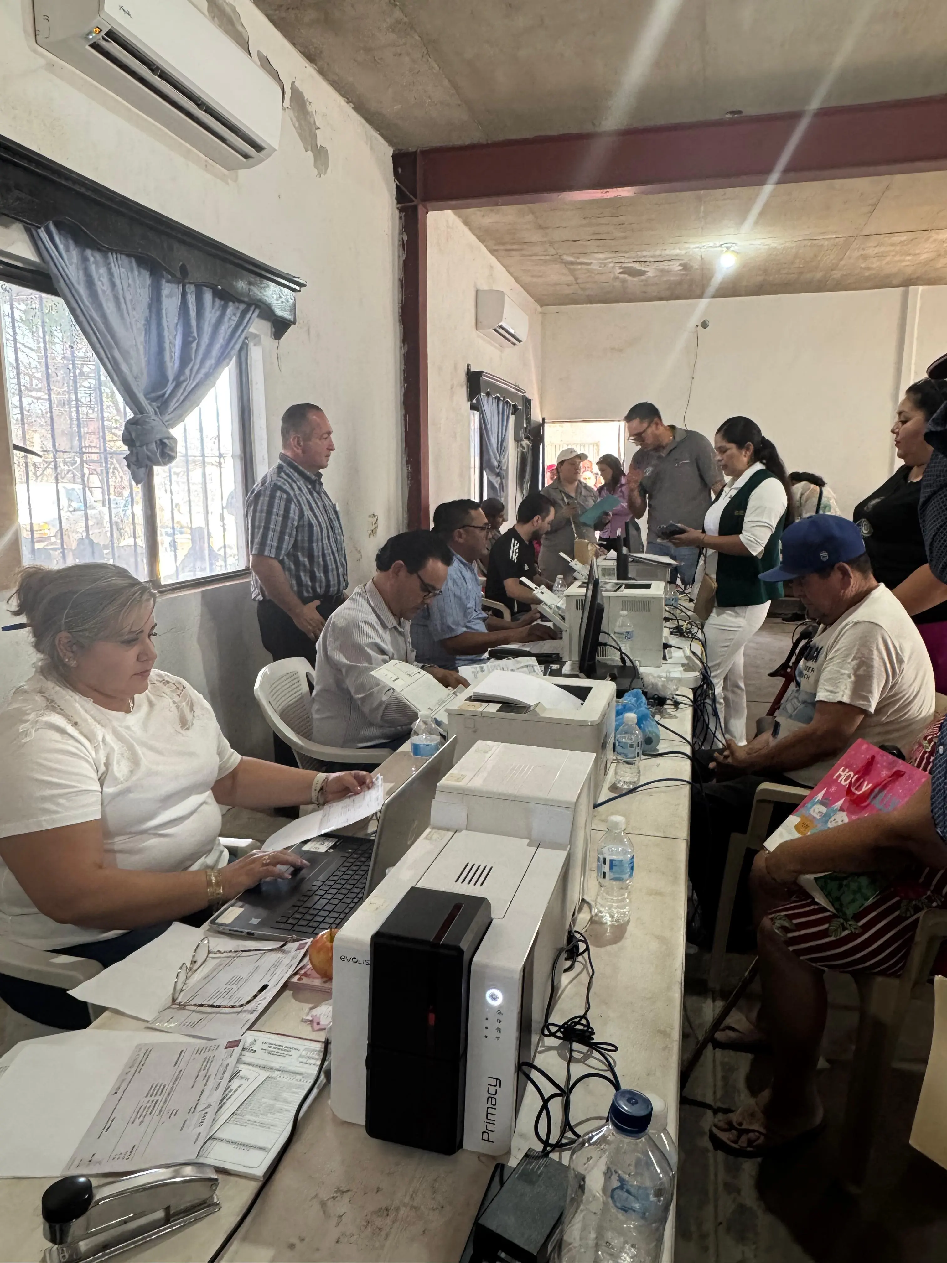 Concluye con éxito los descuentos del SATES en la Brigada del Bienestar del DIF, en El Fuerte, Sinaloa
