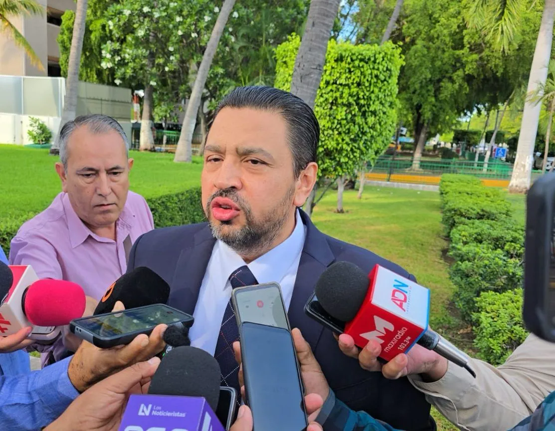 Firma de acuerdo entre México y EEUU, en contra del gusano barrenador, garantiza certidumbre a la ganadería de México y Sinaloa: Ismael Bello Esquivel

